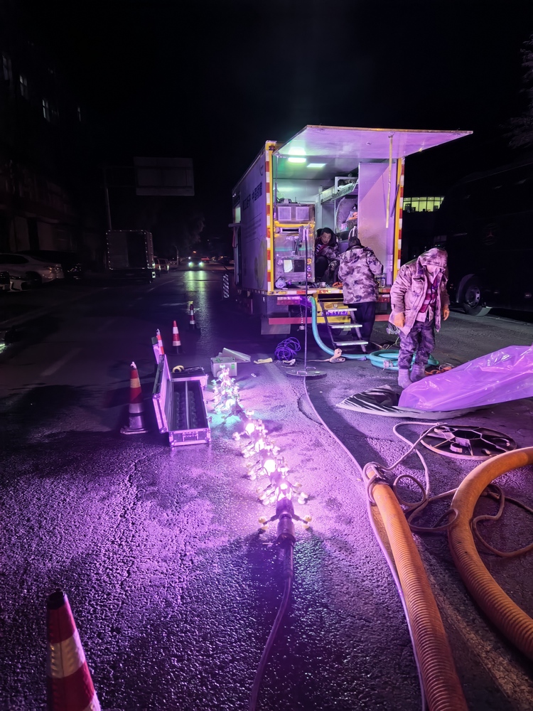 吉隆管道非开挖修复