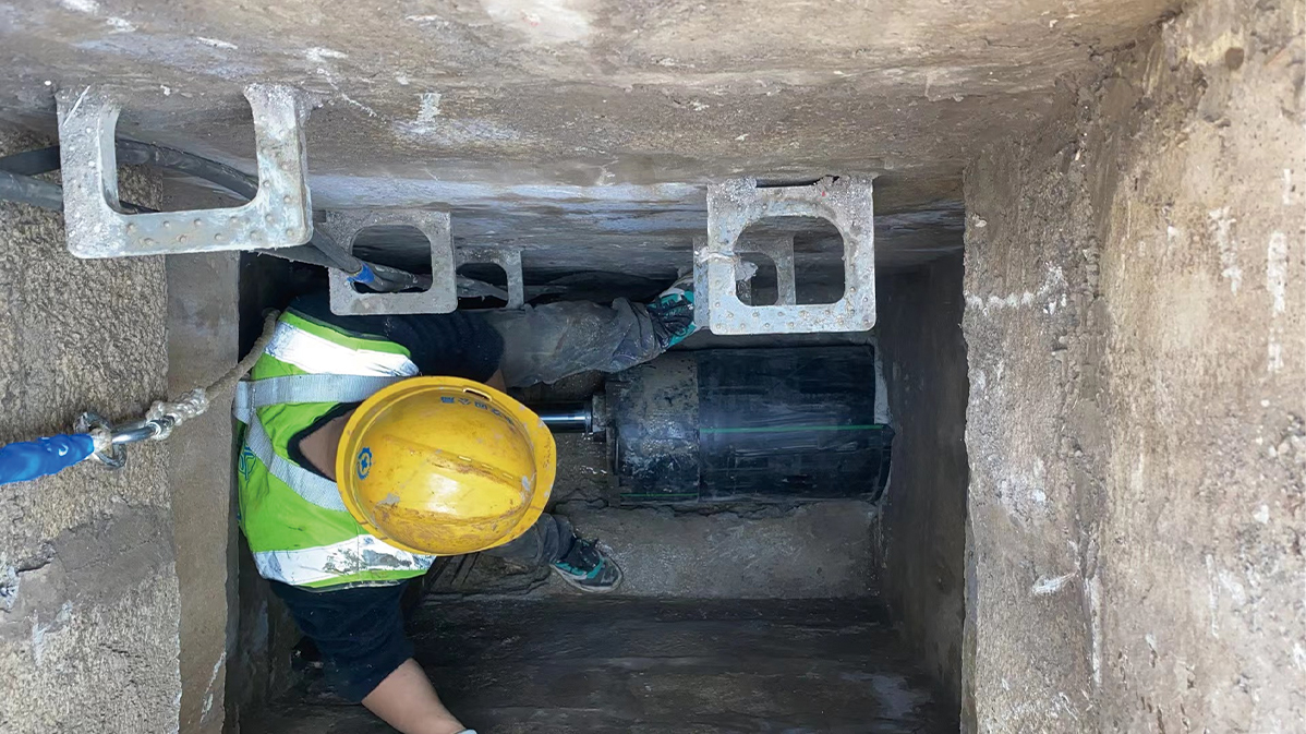 吉隆HDPE短管内衬法