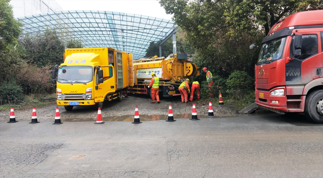 吉隆成区雨污水管网“四位一体”检测疏通项目